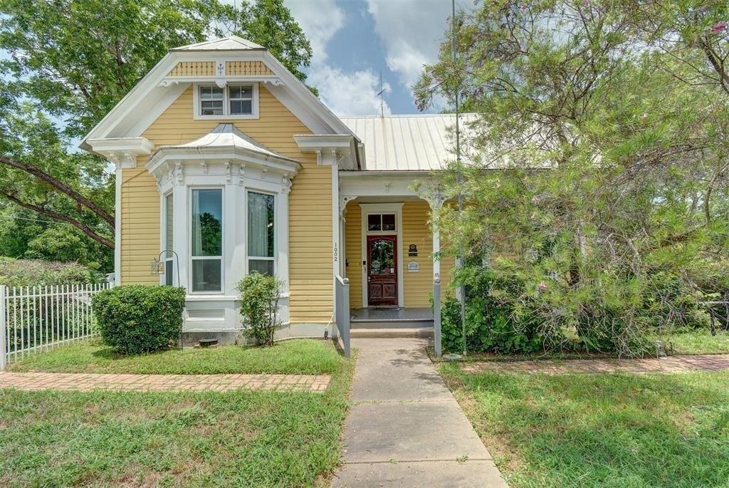 Chestnut St, Bastrop, TX 78602