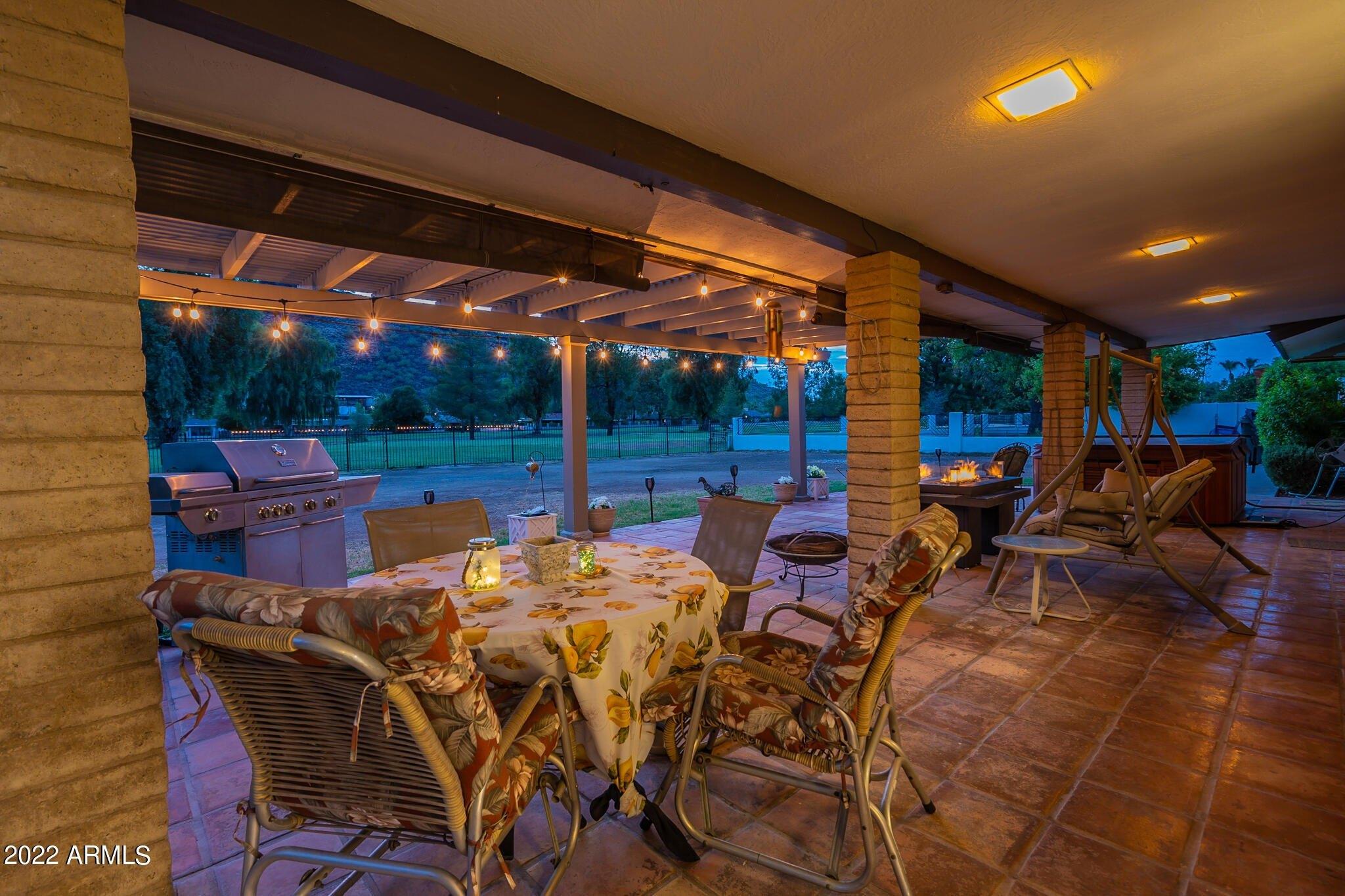 W Moon Valley Dr, Phoenix, AZ 85023