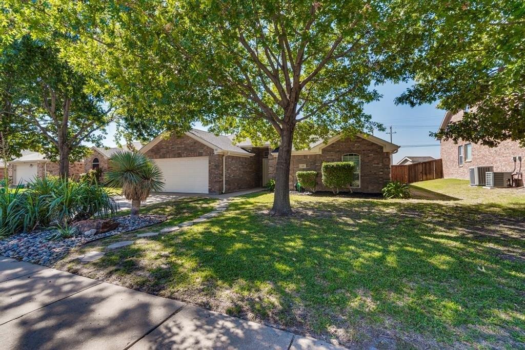 Canyon Ct, Waxahachie, TX 75167