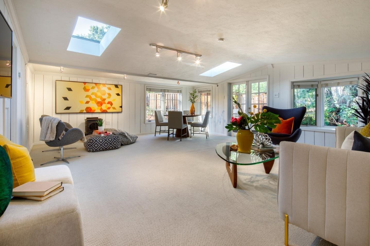 Glencrag Way, Woodside, CA 94062