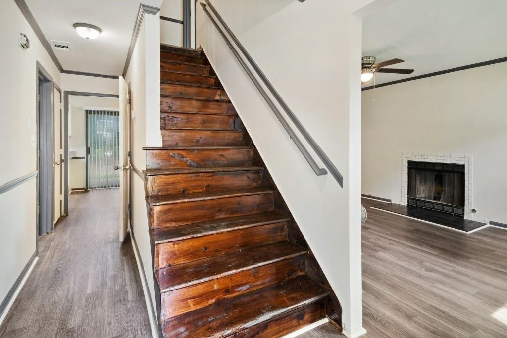 Autumn Crest Dr, Stone Mountain, GA 30083