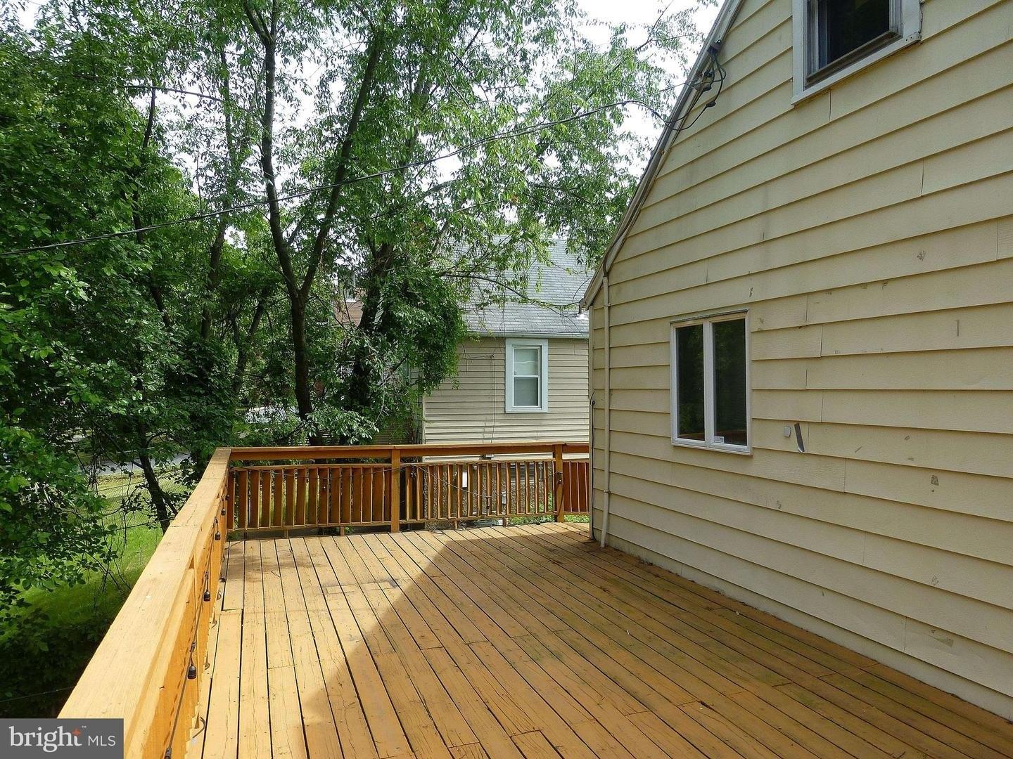 Woodlea Ave, Baltimore, MD 21206