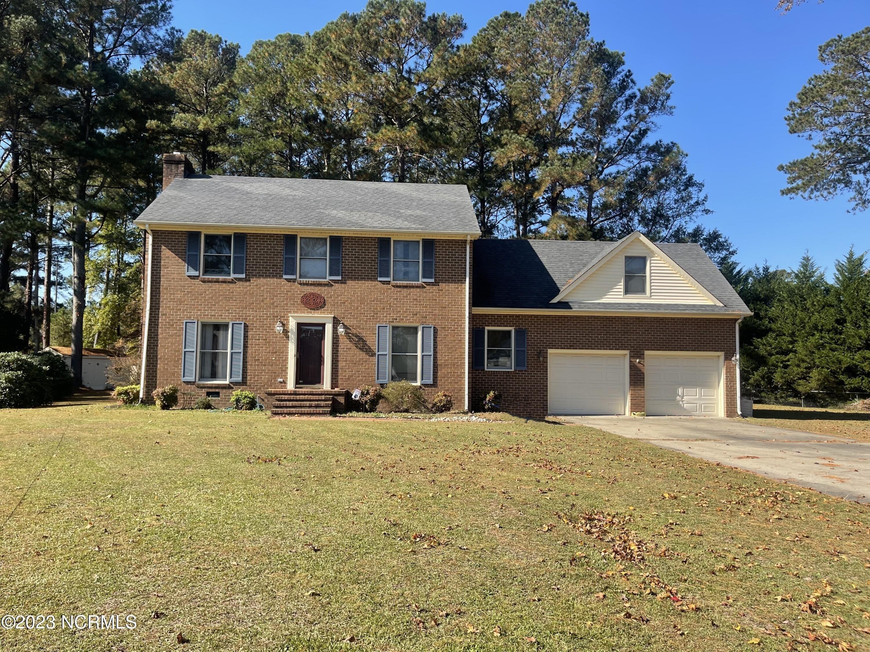 Acorn Cir, Kinston, NC 28504