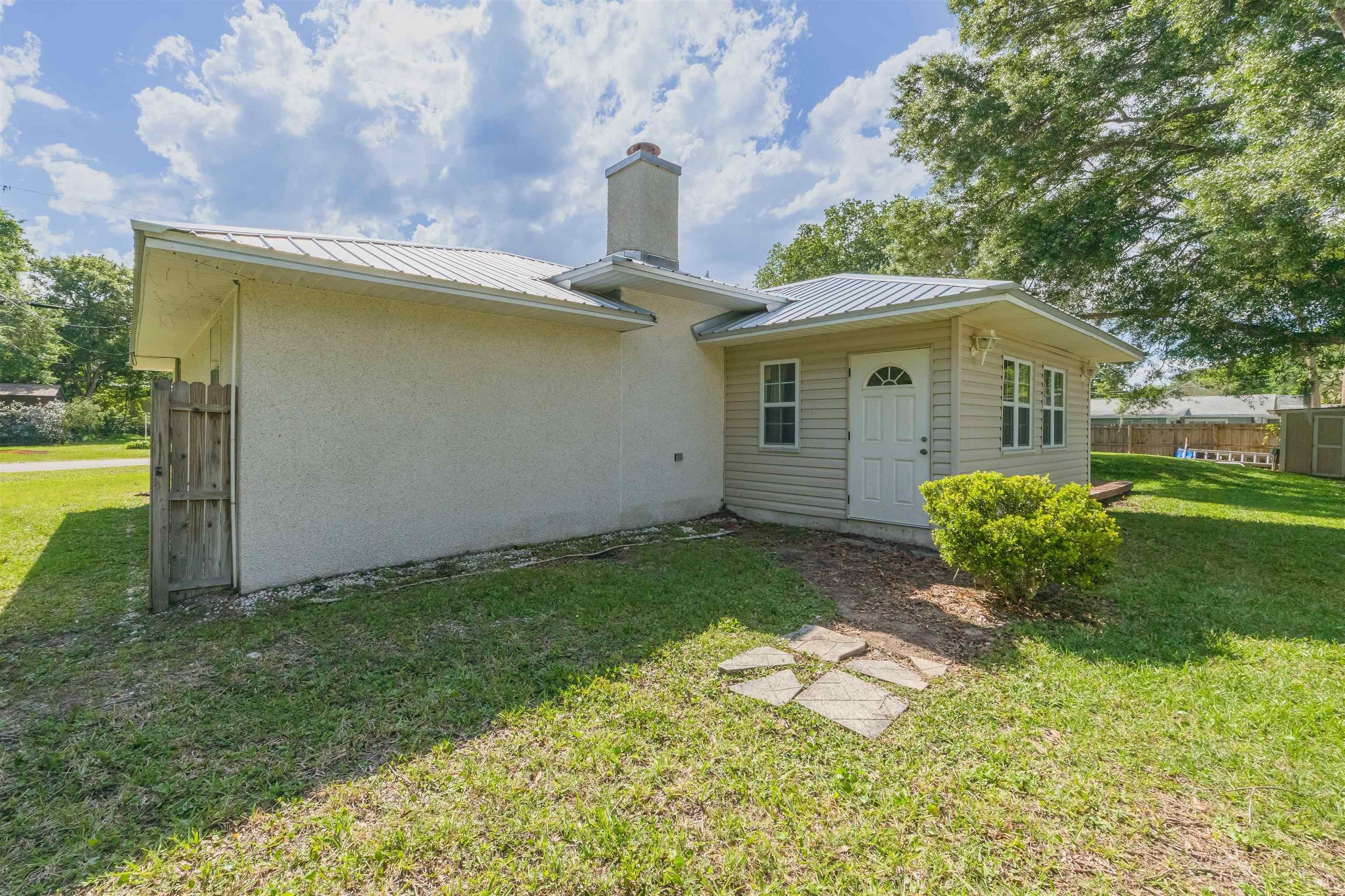Pine Cir W, Saint Augustine, FL 32095
