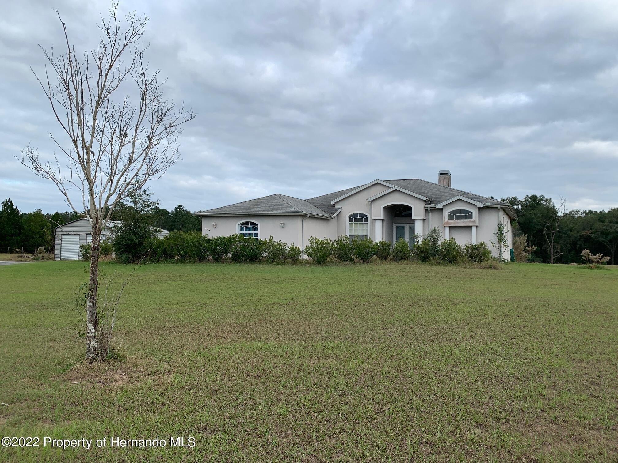 E Zephyr Wing Ct, Floral City, FL 34436