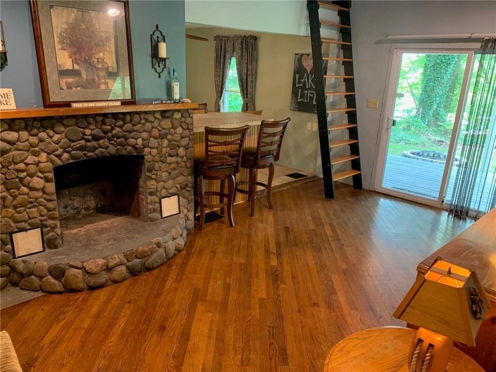 Lakeland Dr, Conneaut Lake, PA 16316