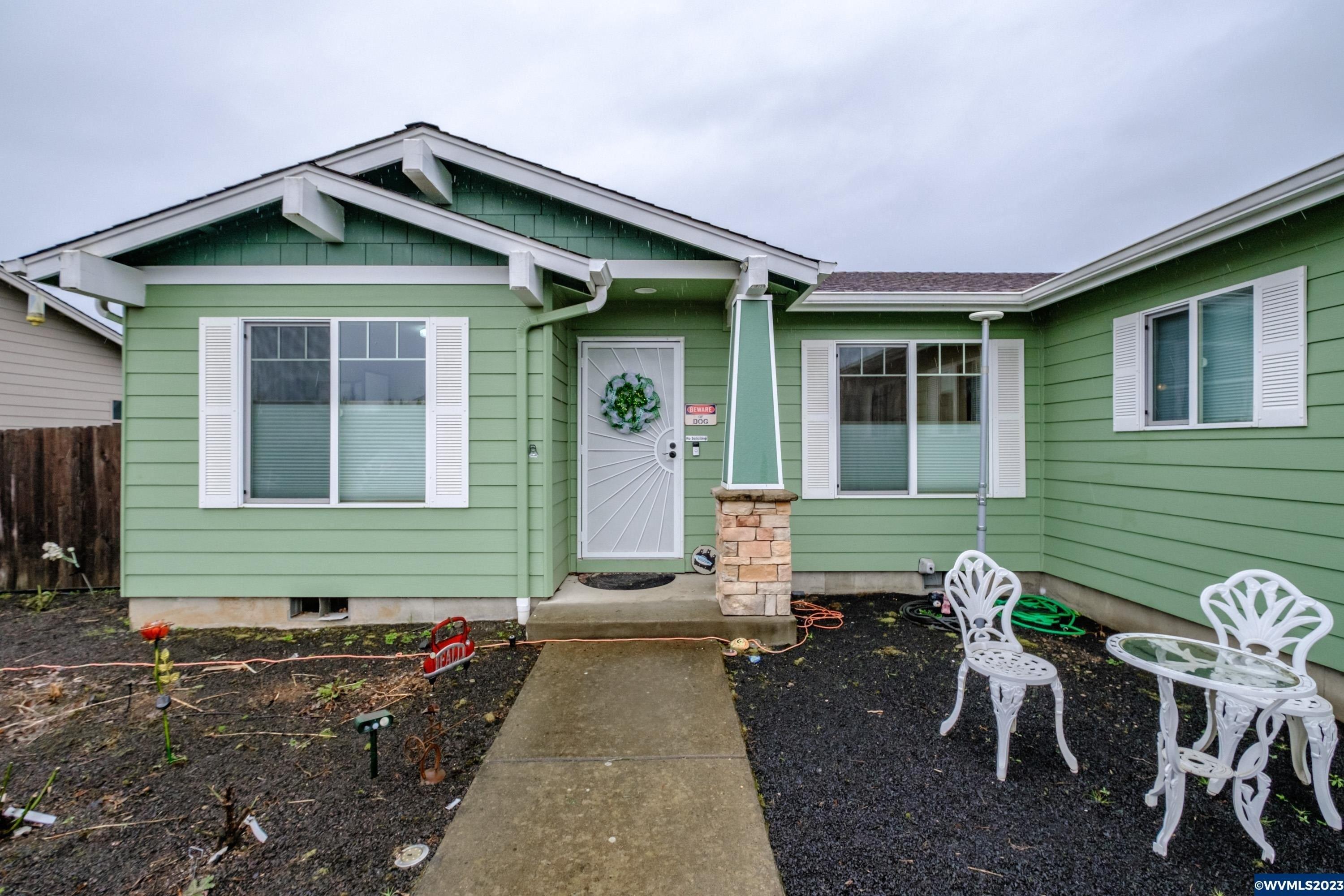 Elena St Ne, Albany, OR 97321