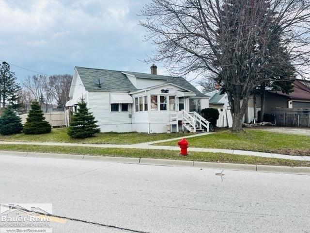 Lincoln Ave, Port Huron, MI 48060