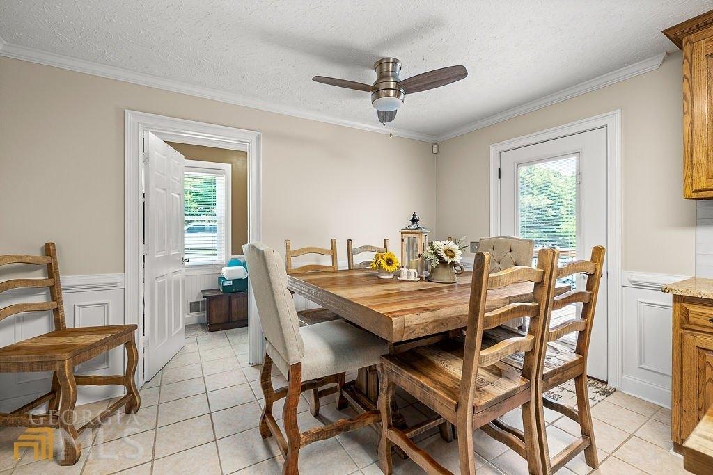 Hidden Oaks Dr, Flowery Branch, GA 30542