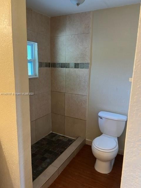 Ne 8th Ter, Pompano Beach, FL 33064