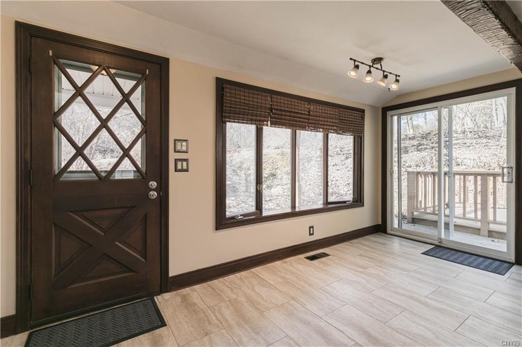 Cedarvale Rd, Syracuse, NY 13215