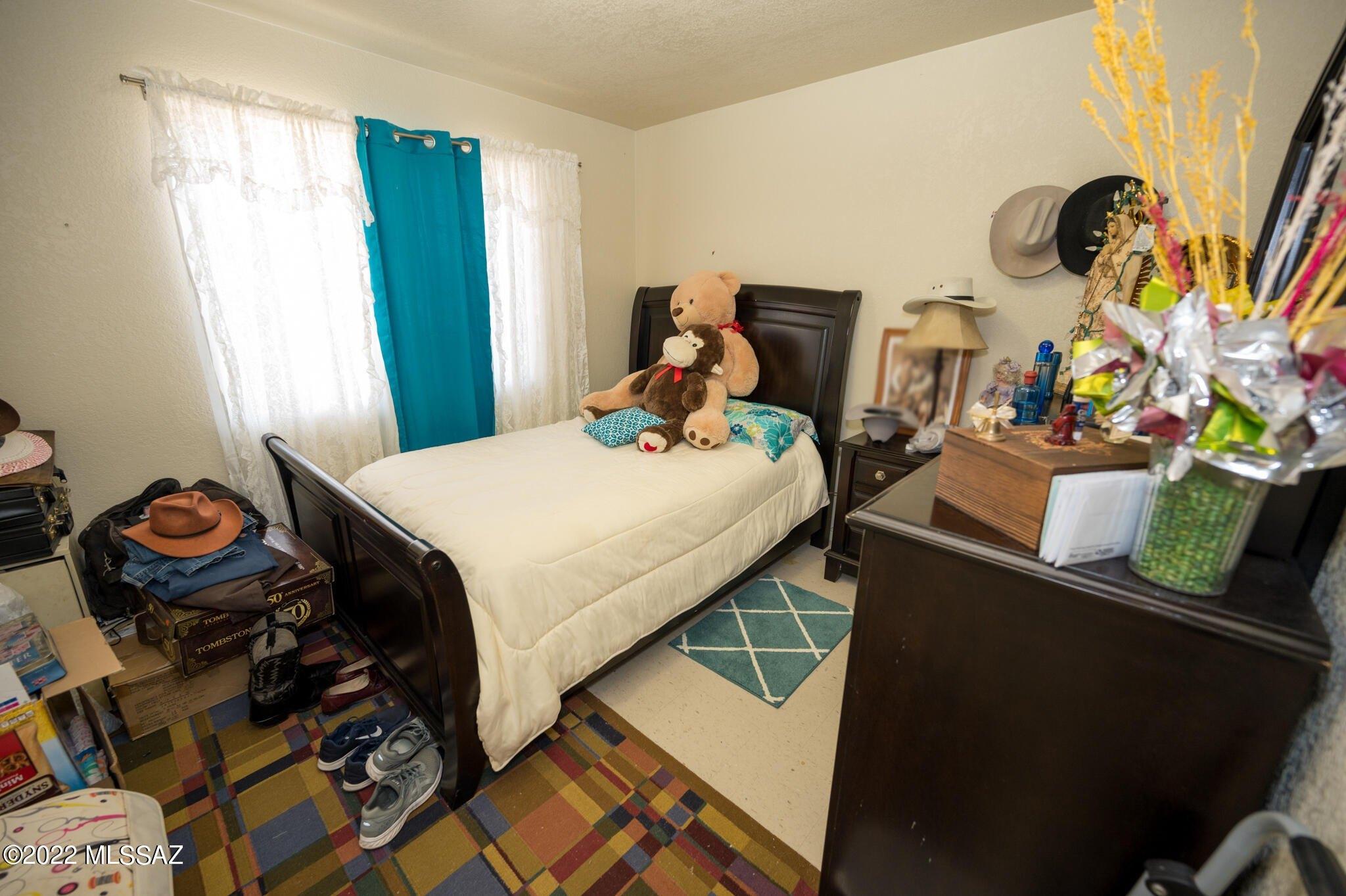 Camino Brizza Bonell, Rio Rico, AZ 85648