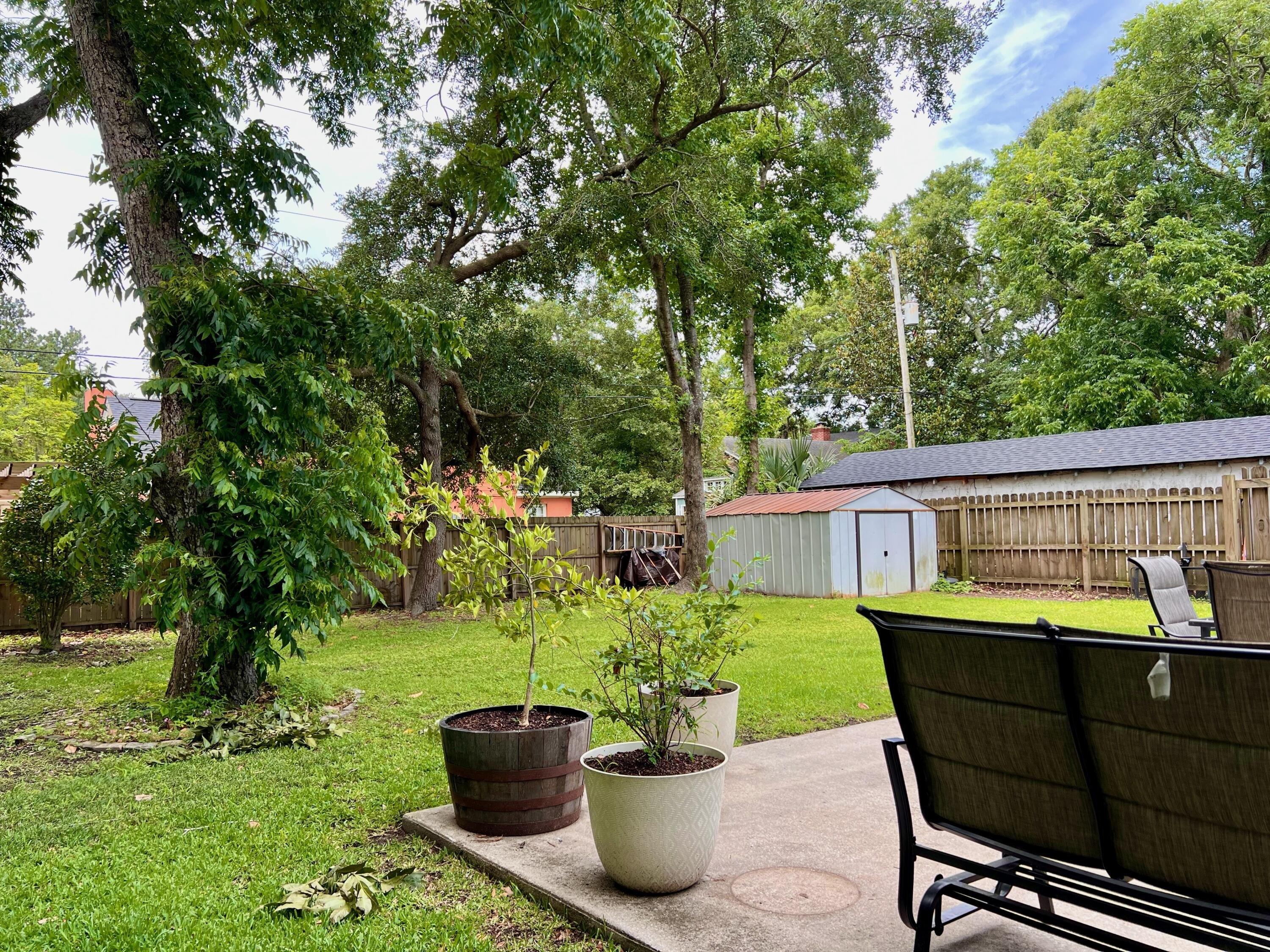 Riverdale Dr, Charleston, SC 29407