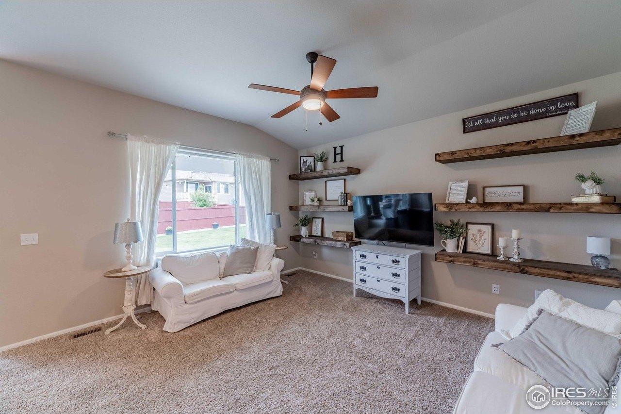 Golden Horizon Dr, Windsor, CO 80550