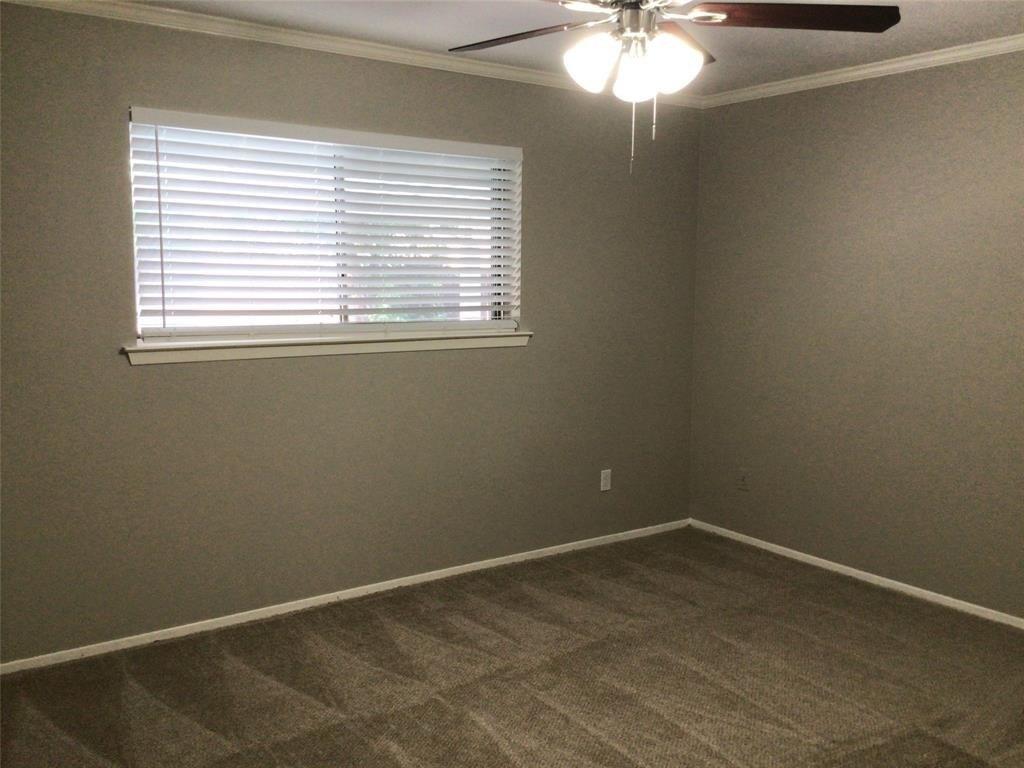 Pat Ln, Carrollton, TX 75006