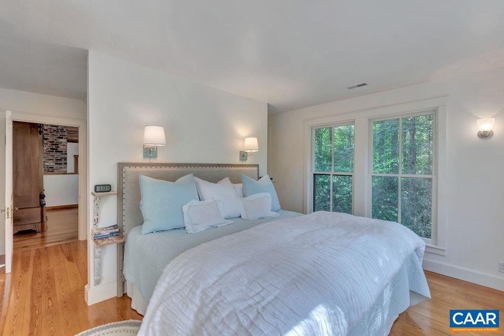 Penny Ln, Charlottesville, VA 22903
