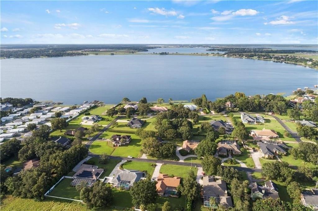 Van Fleet Ct, Auburndale, FL 33823