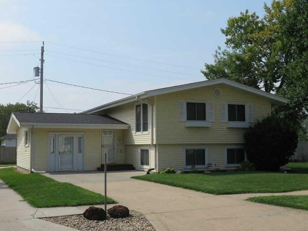 4th Ave, Council Bluffs, IA 51501