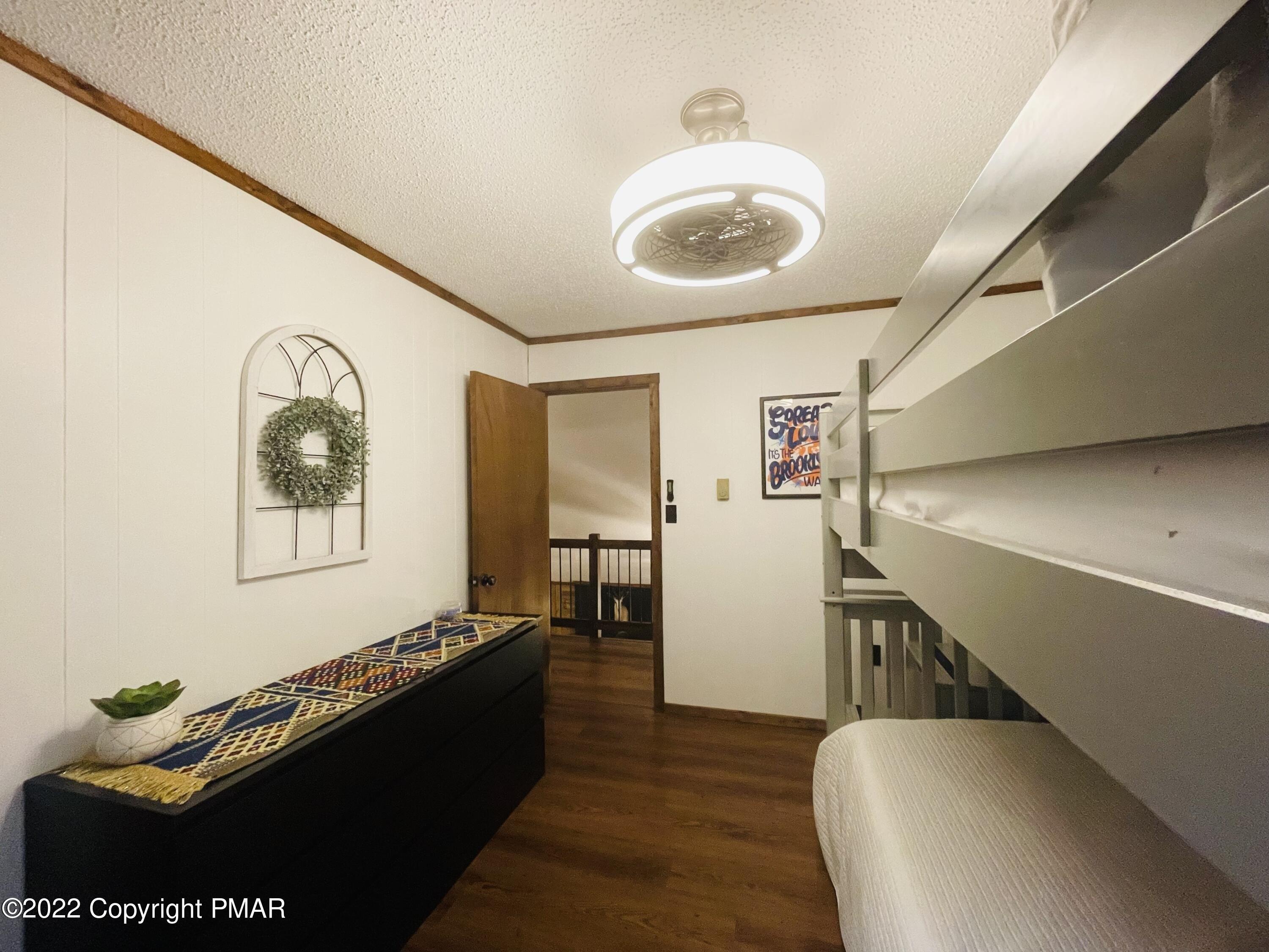 Delaware Cir, Bushkill, PA 18324