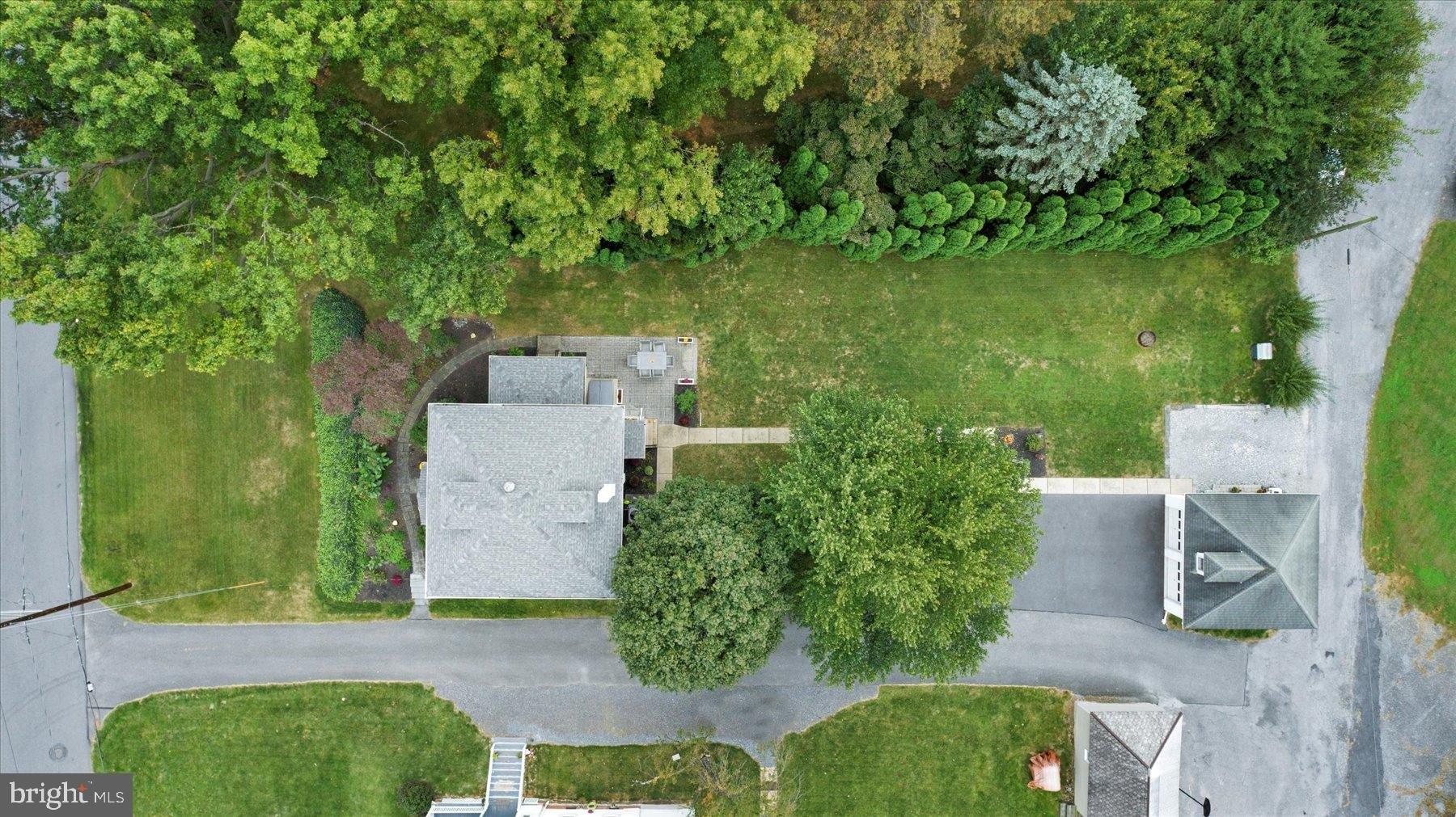 W Brandt Blvd, Salunga, PA 17538
