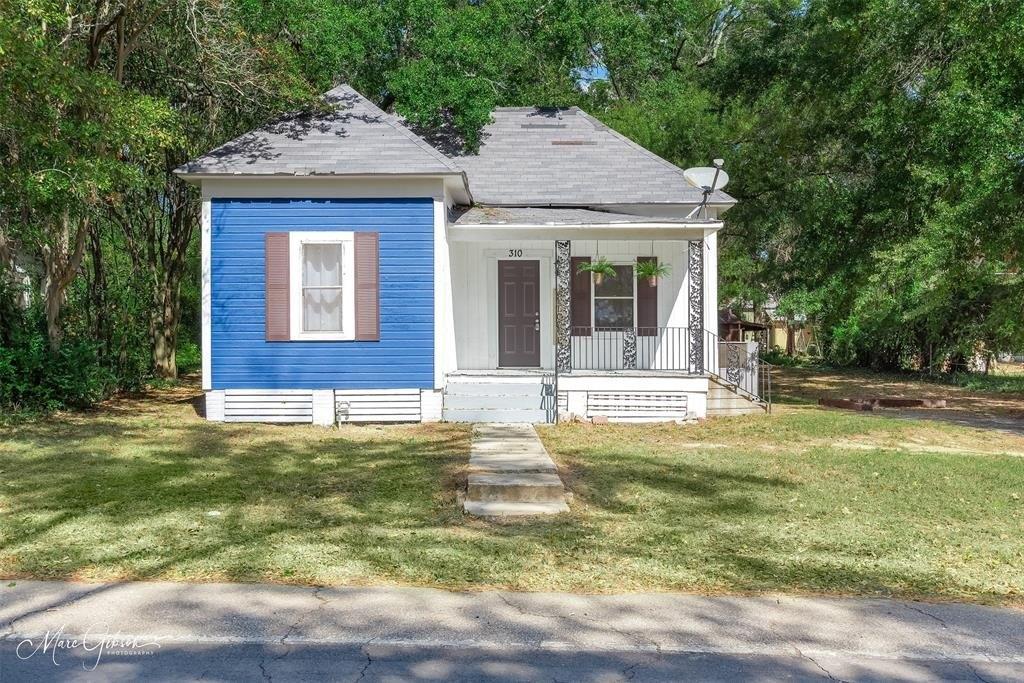 W Tennessee Ave, Vivian, LA 71082