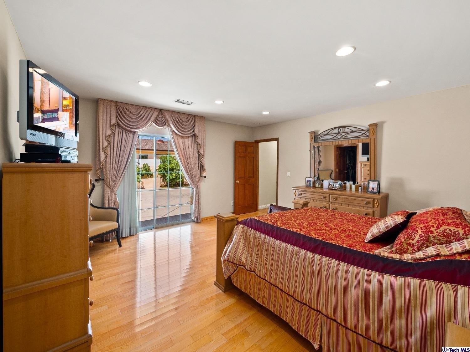 Van Noord Ave, North Hollywood, CA 91605