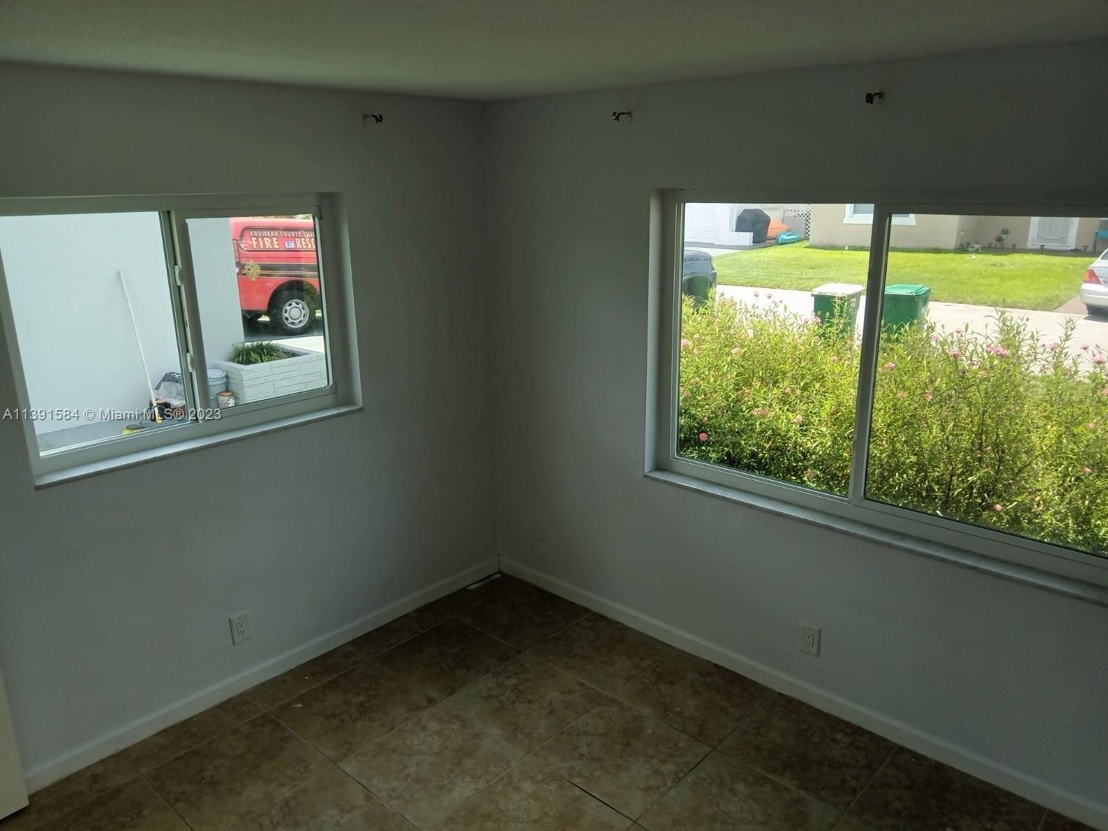 Nw 58th Ct, Tamarac, FL 33321