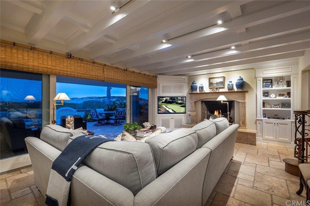 W Oceanfront, Newport Beach, CA 92663