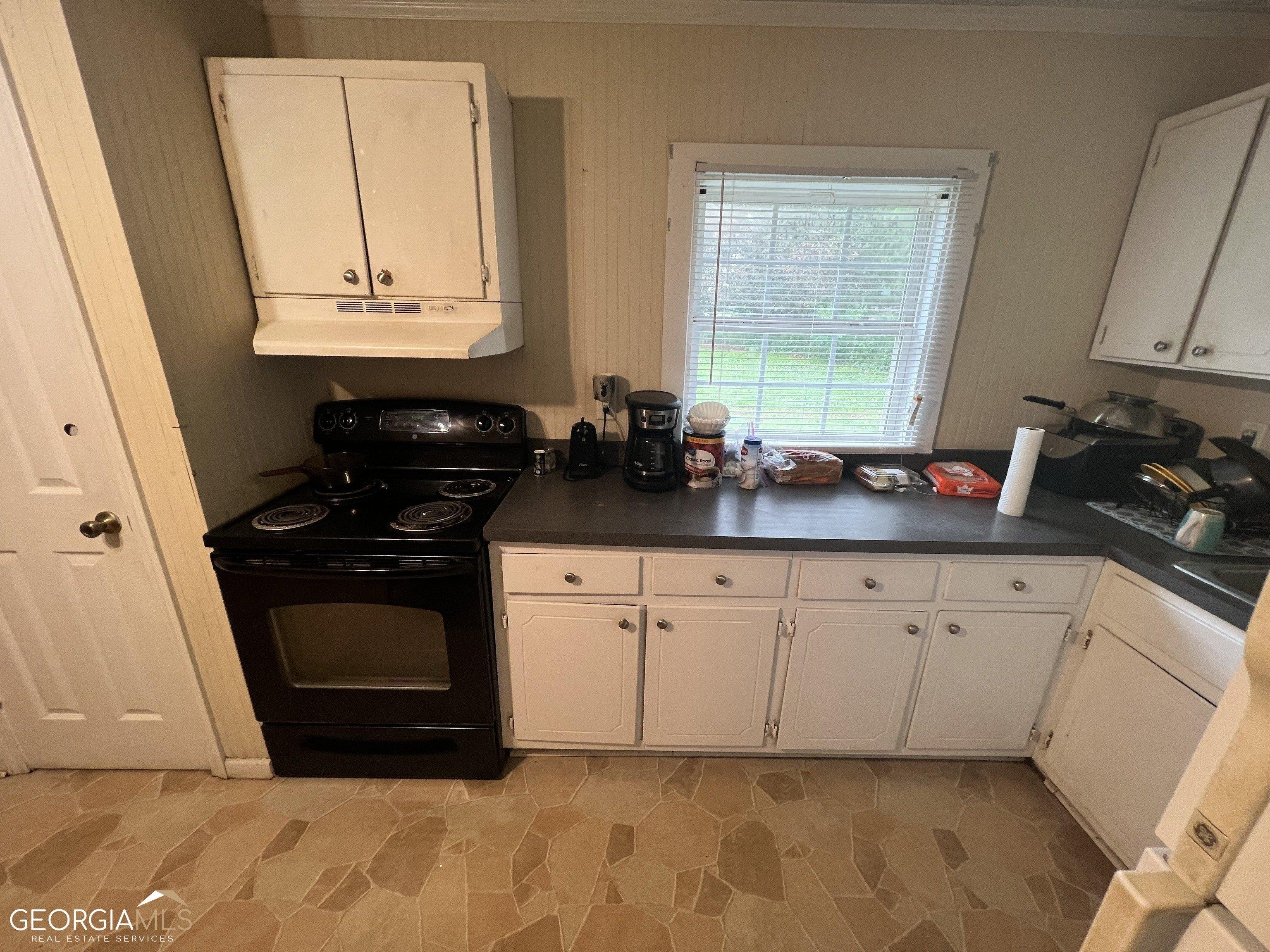 Ronthor Dr, Social Circle, GA 30025