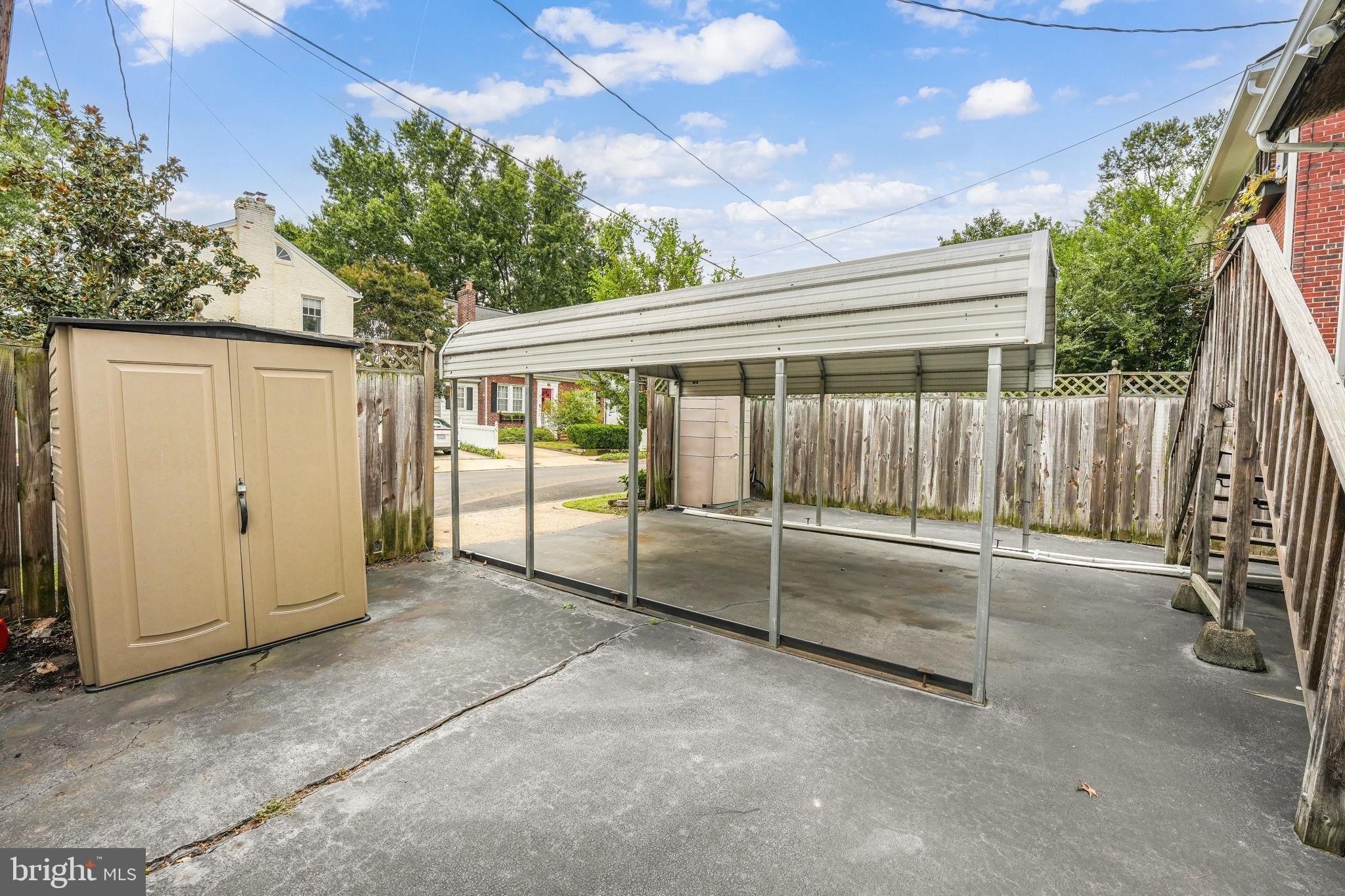 Newton St, Alexandria, VA 22301