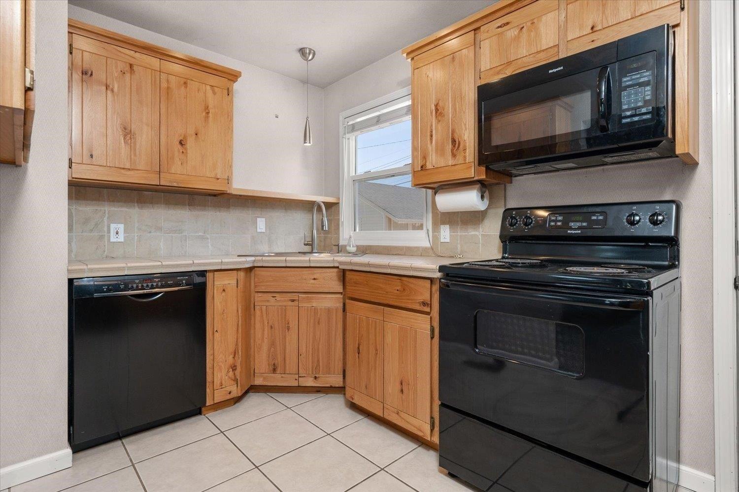 N Whittier St, Spokane, WA 99218