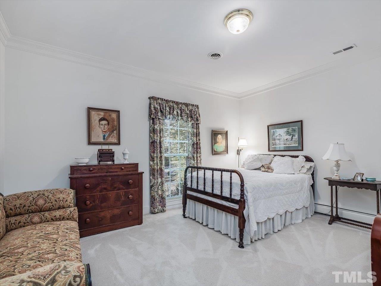 Baker St, Smithfield, NC 27577