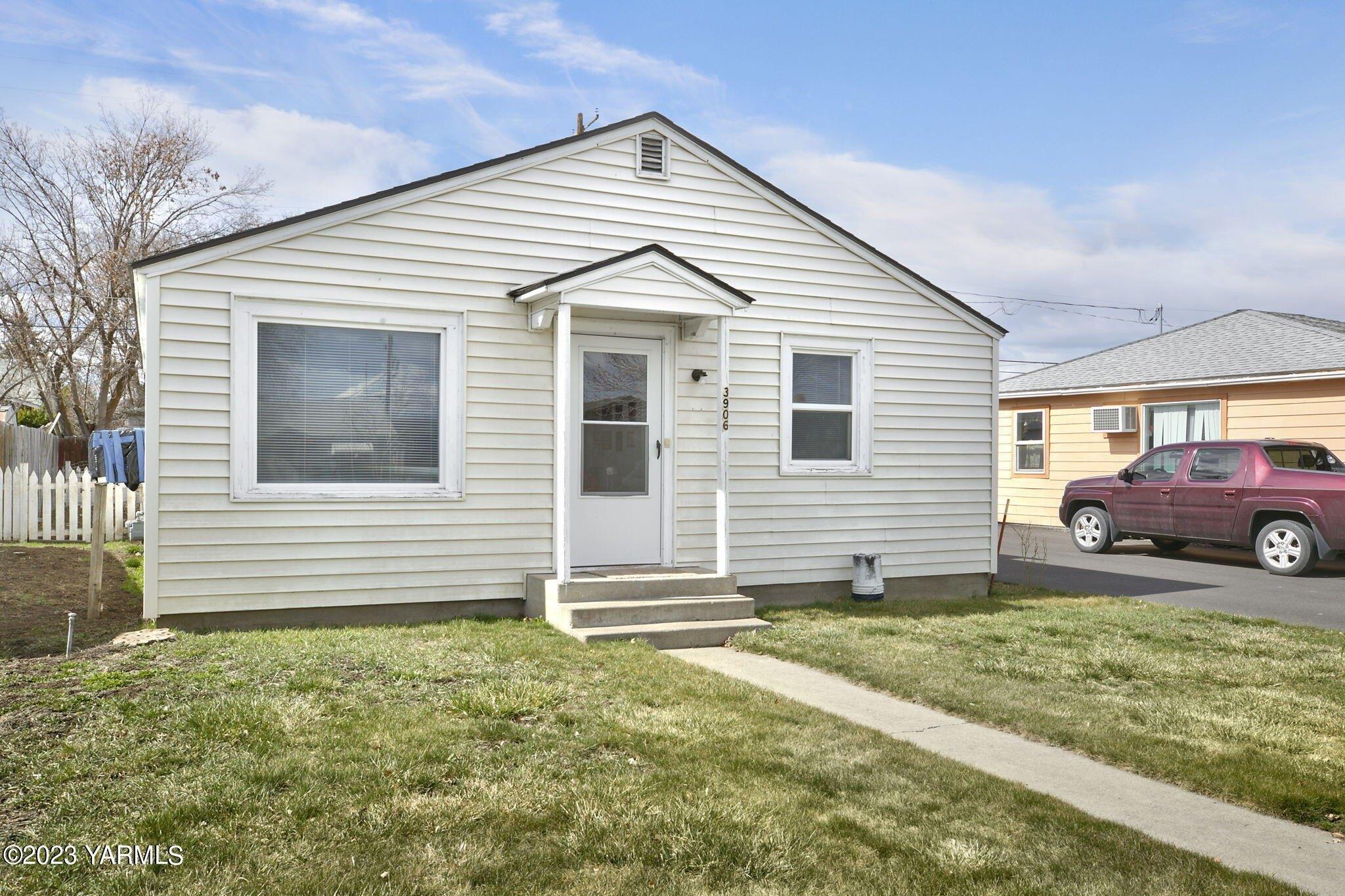 2nd St, Union Gap, WA 98903