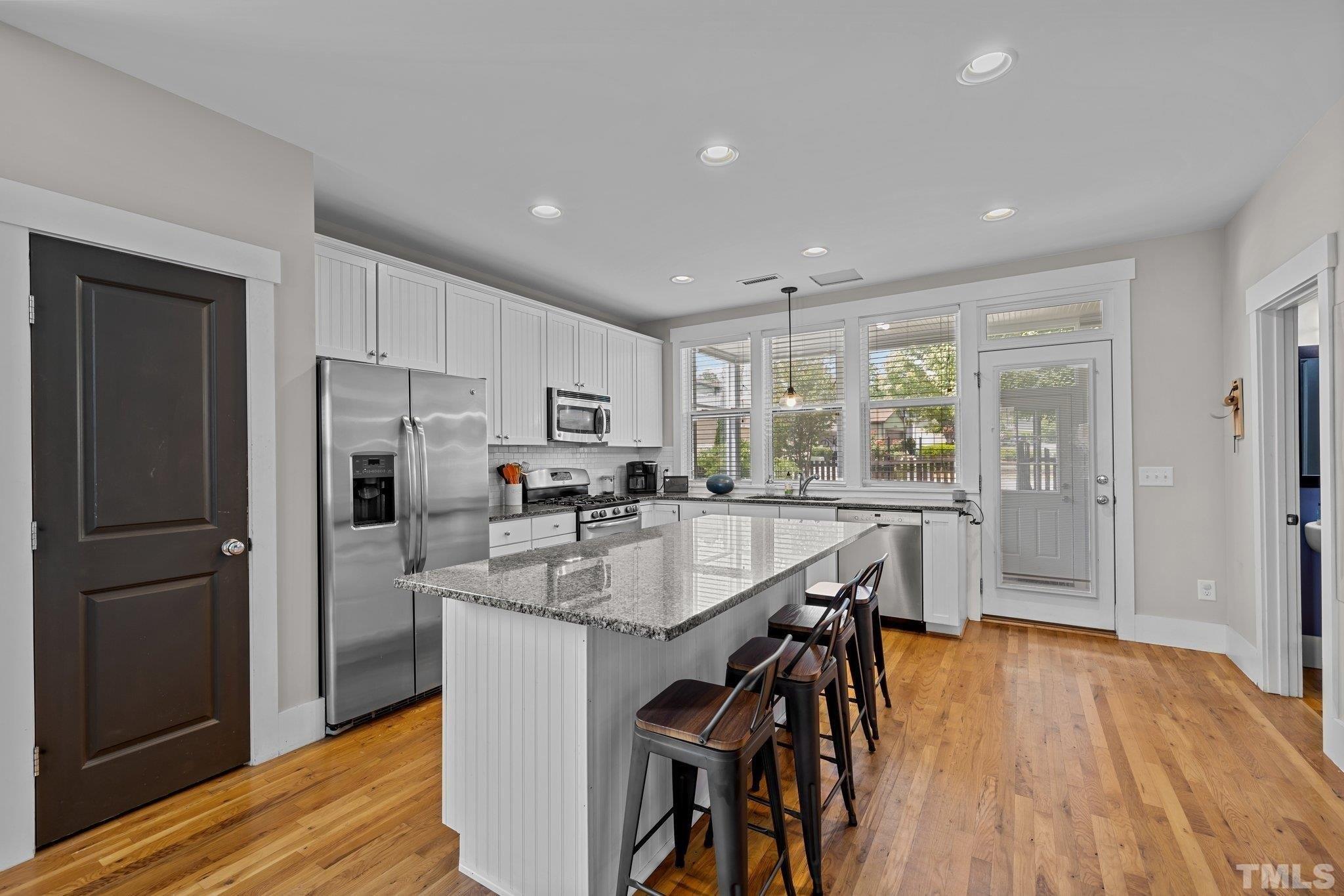 N Serenity Hill Cir, Chapel Hill, NC 27516
