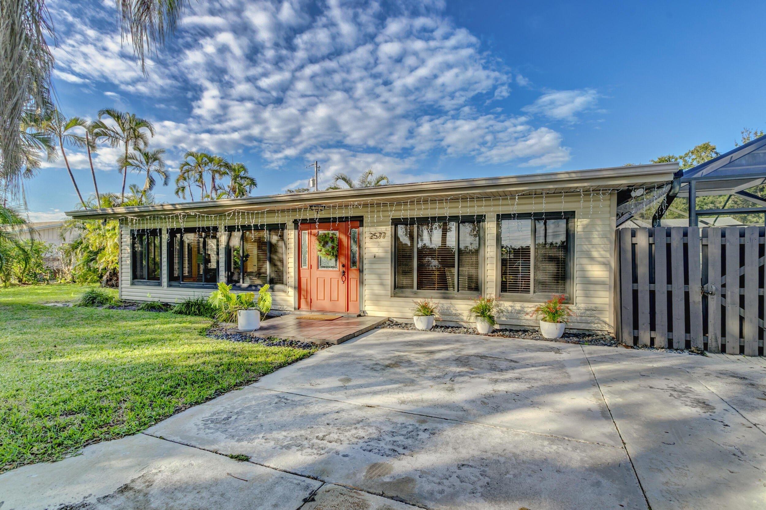 112th Ct N, West Palm Beach, FL 33410