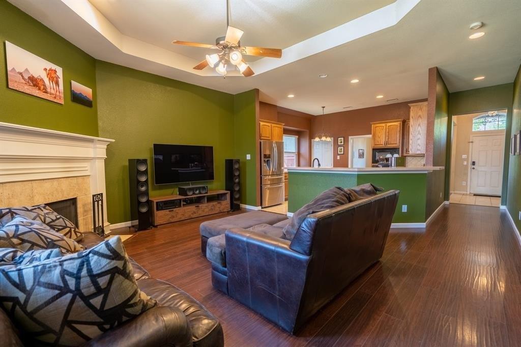 Farringdon Ln, Mckinney, TX 75070