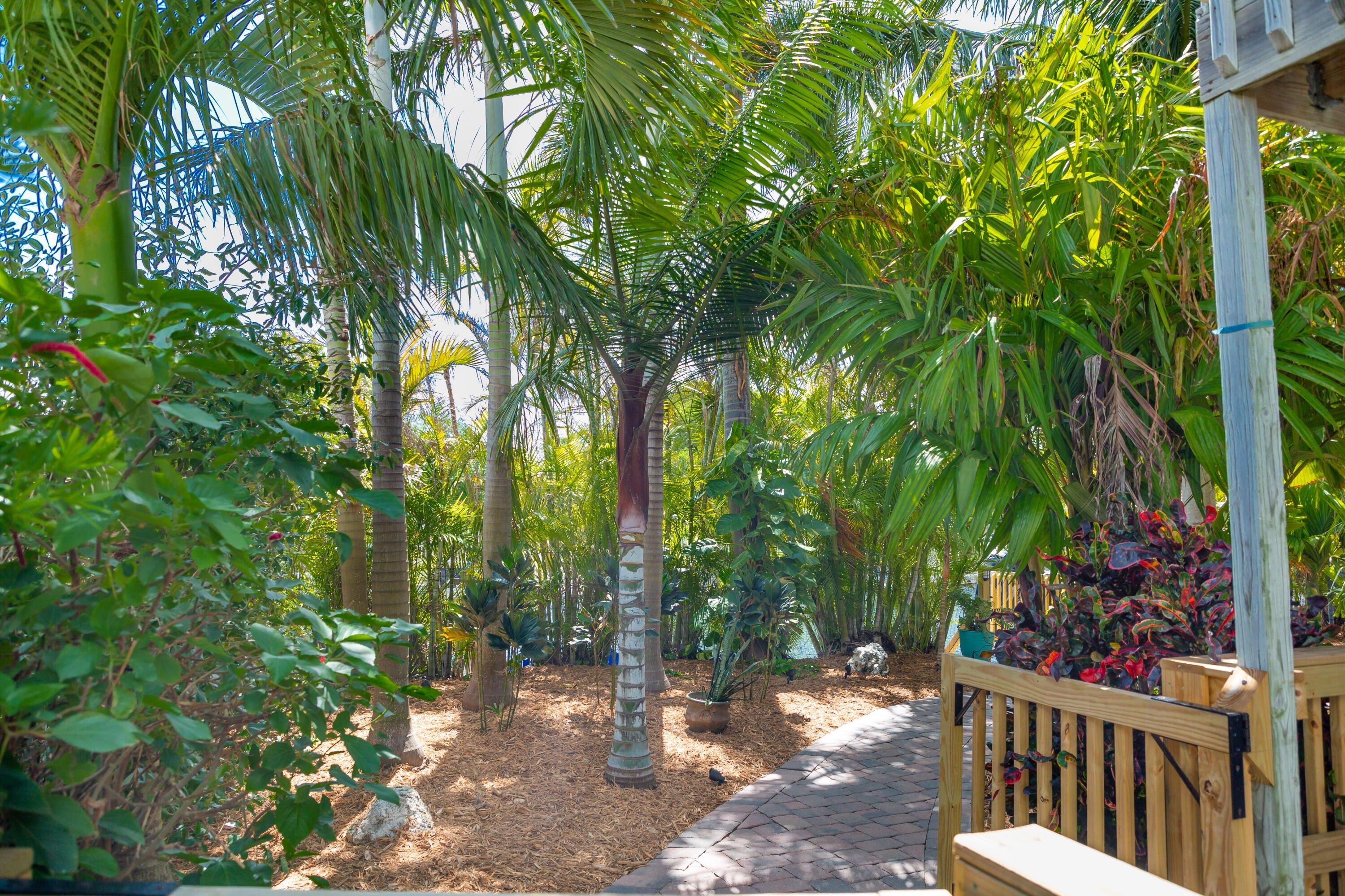 Constitution Ave, Big Pine Key, FL 33043
