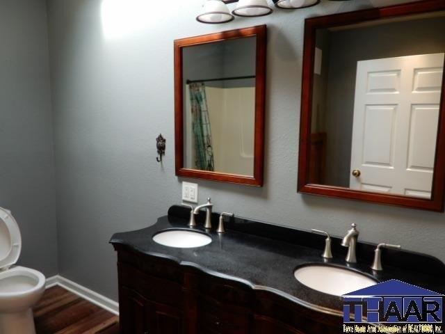 Blackman St, Clinton, IN 47842