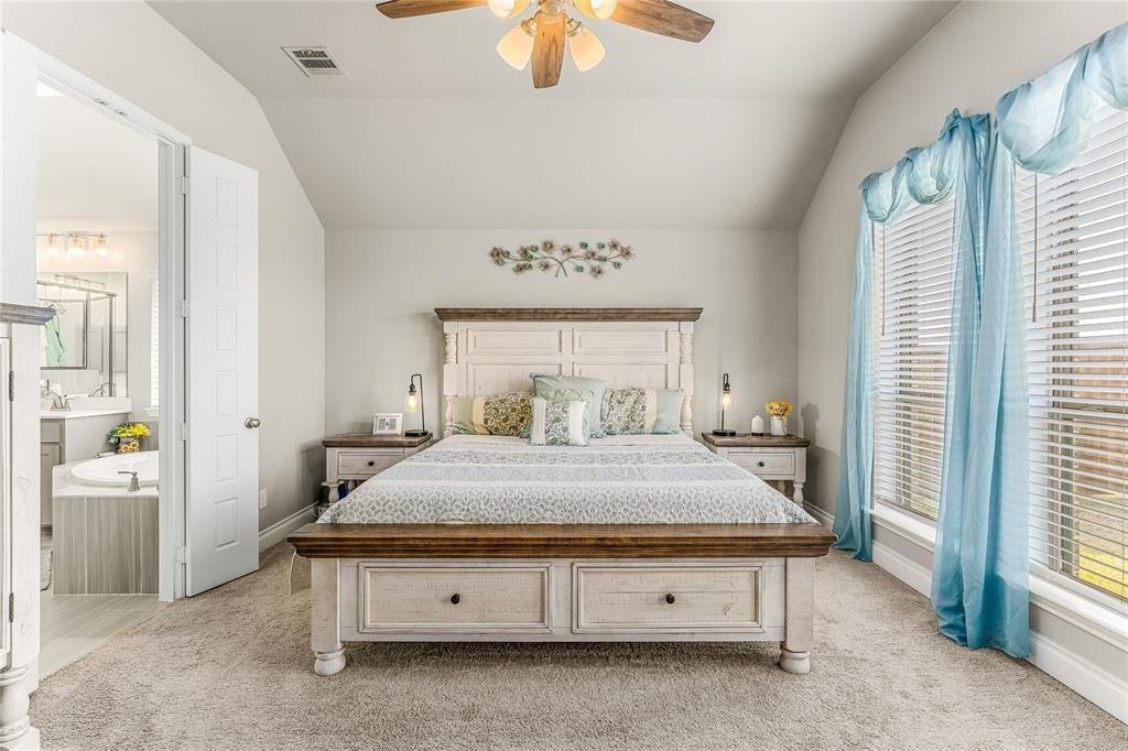 Knoxbridge Rd, Forney, TX 75126
