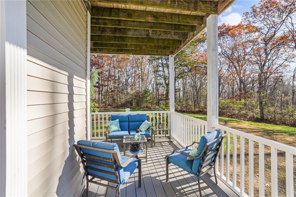 Autumn Ln, West Kingston, RI 02892