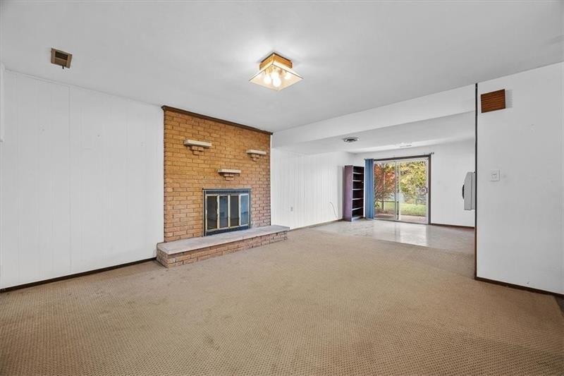 Helmar Dr, Monroeville, PA 15146