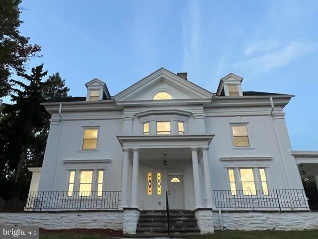 Pelham Rd, Philadelphia, PA 19119