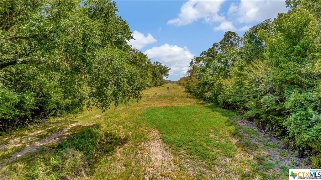 Lakeside Rd, Victoria, TX 77905
