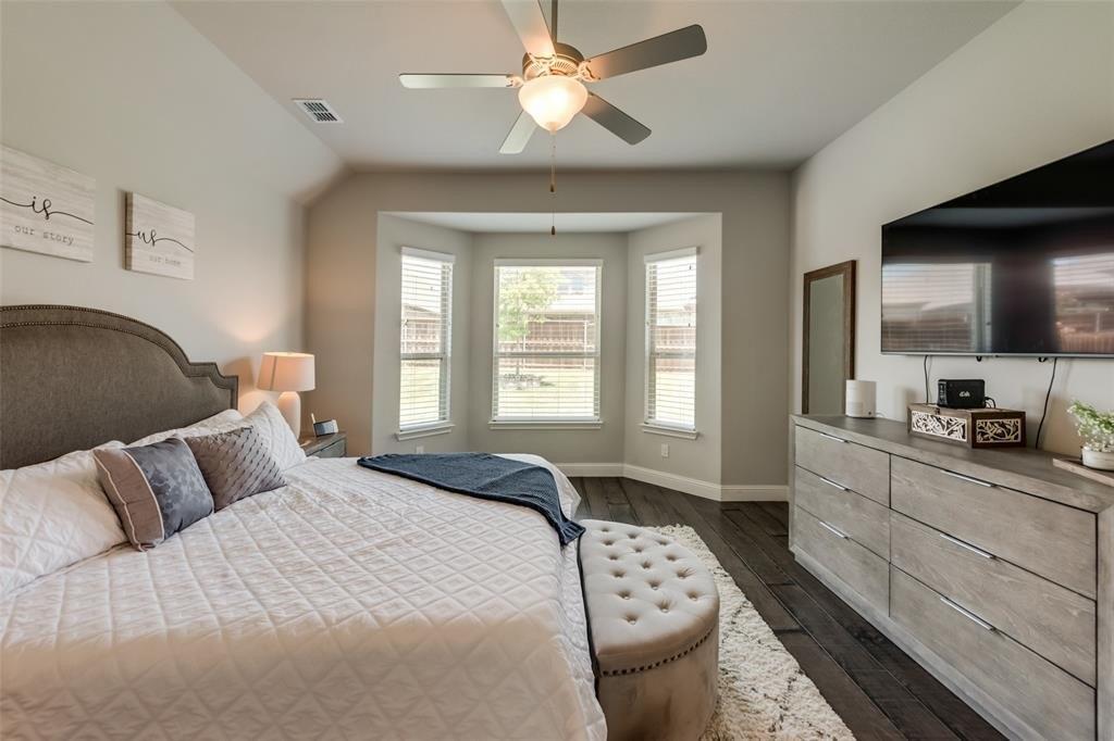 Colina Dr, Fort Worth, TX 76126