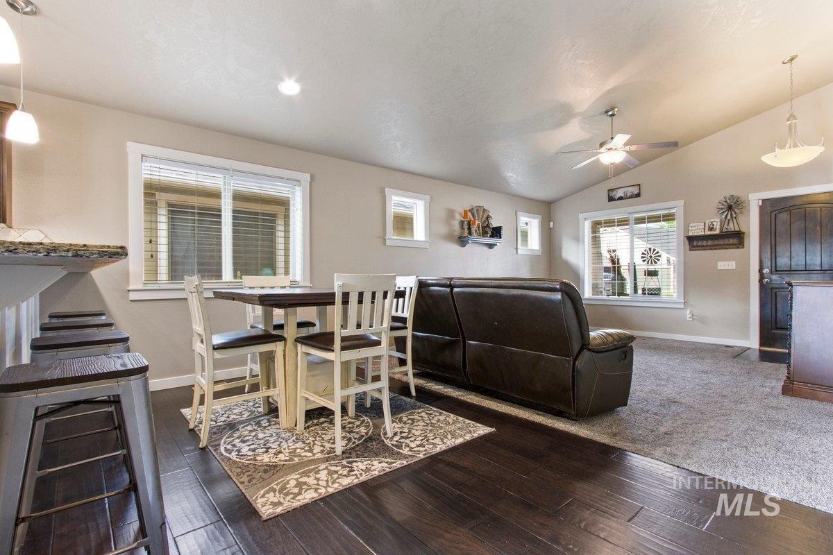 Crimson Cir E, Fruitland, ID 83619