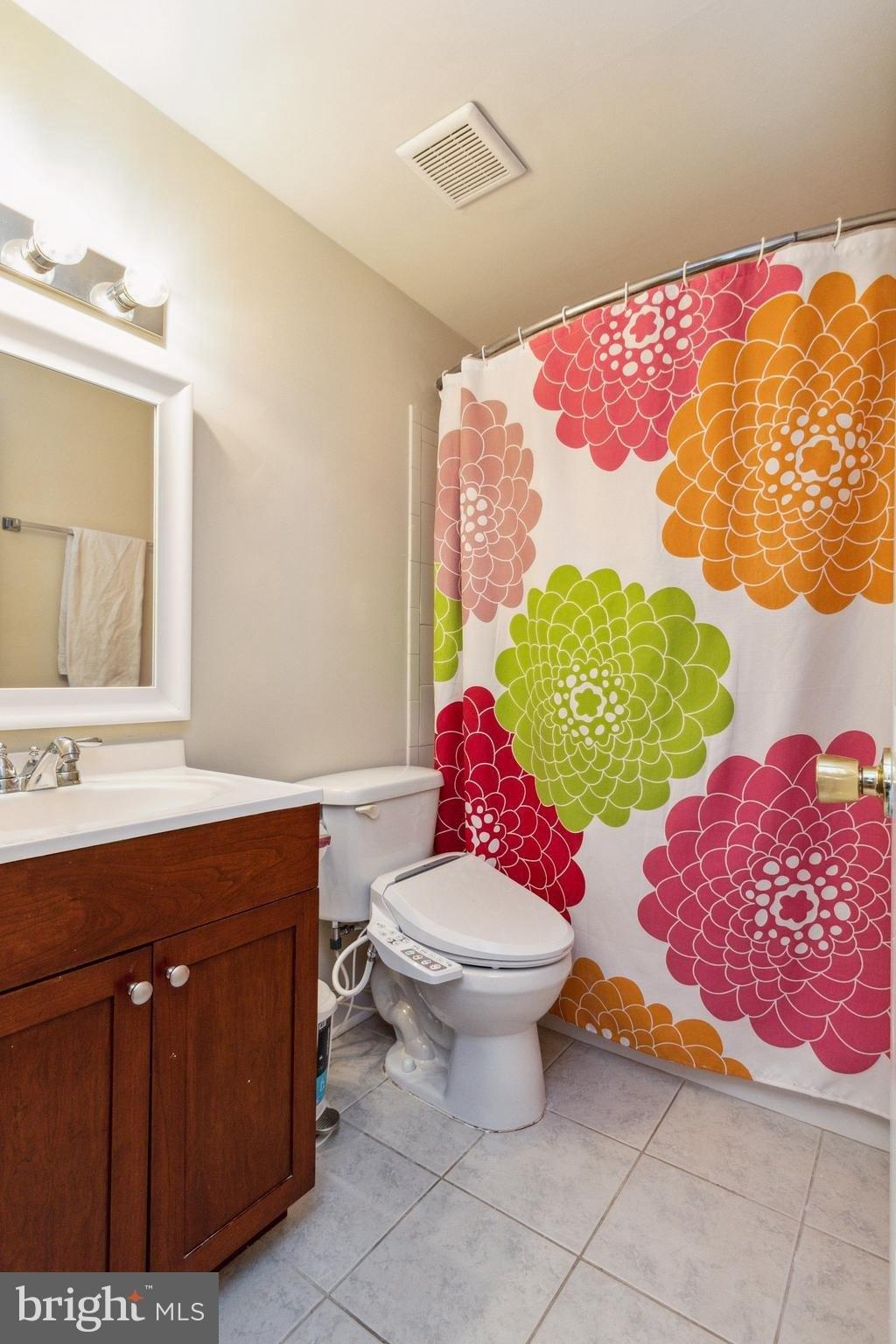 Langer Ln, Woodbridge, VA 22193