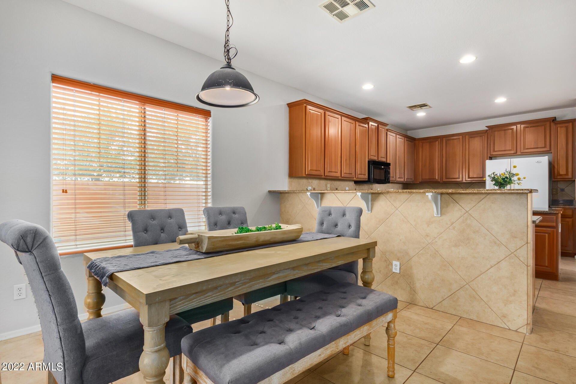 E Sourwood Dr, Gilbert, AZ 85298