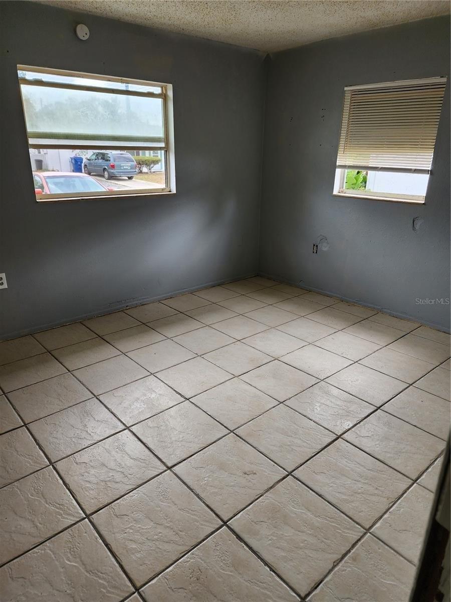 Norwich Dr, Port Richey, FL 34668