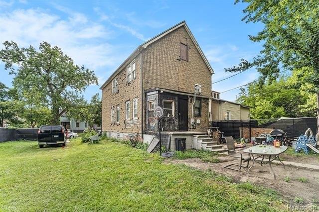 Cooper St, Detroit, MI 48213