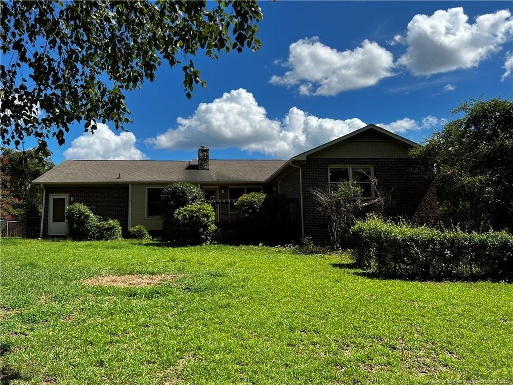 Pepperwood Dr, Fayetteville, NC 28311